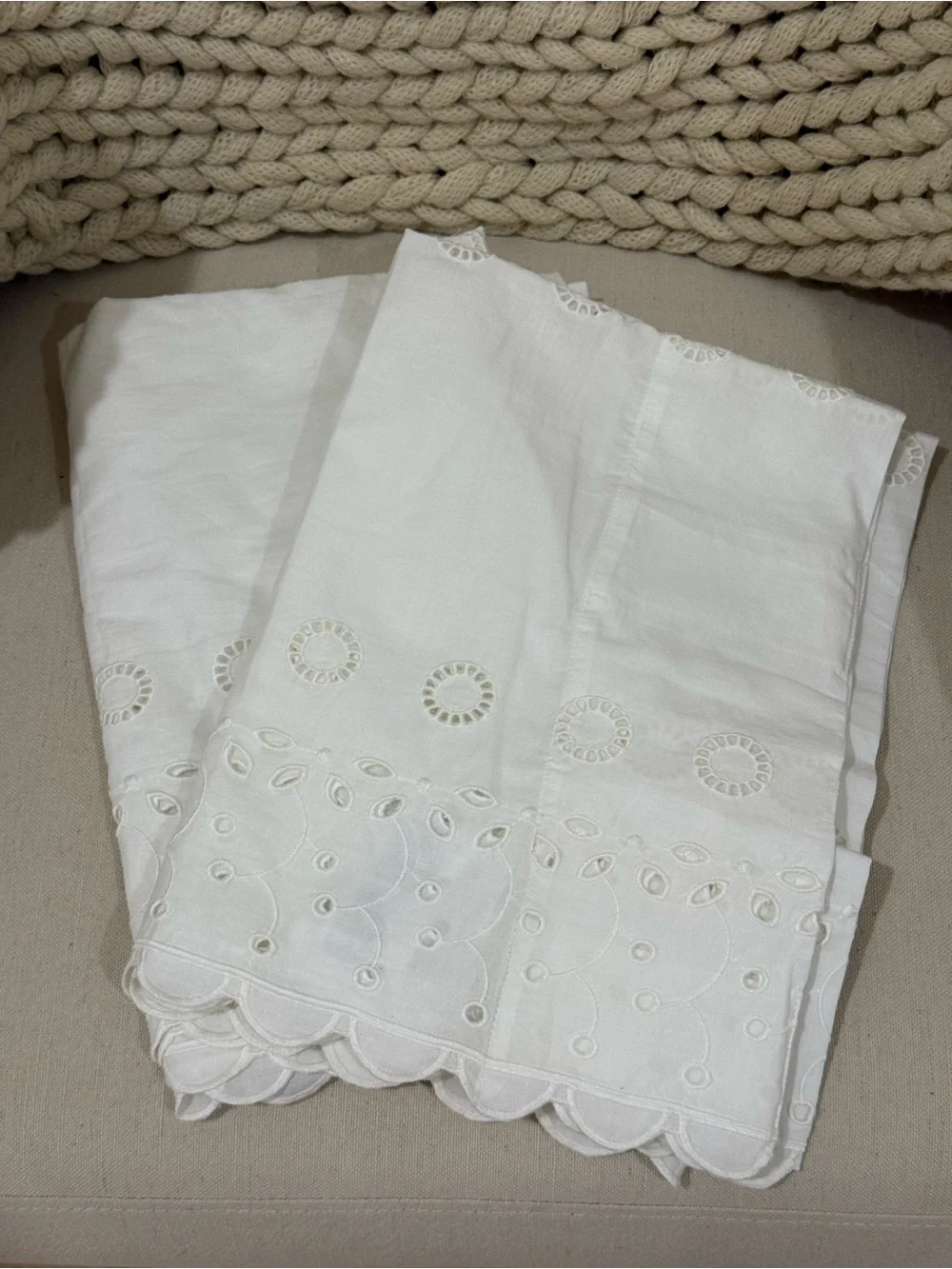 NWOT Sigrid Cotton Embroidered Scalloped Cafe Curtain, Set of 2
